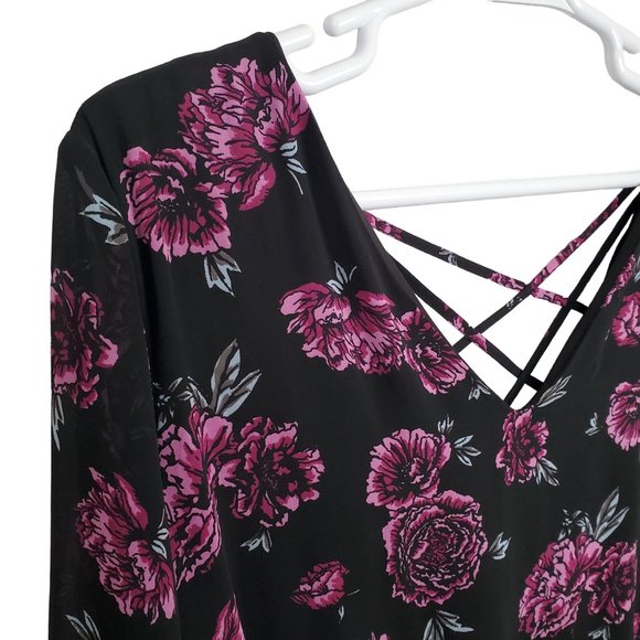Torrid 4 Sz 4X Blouse Pullover Flowy Floral Long Sleeve Criss Cross Back Purple - Picture 5 of 10